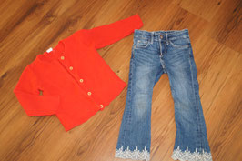 M82E Bootcut Jeans + Strickjacke 98